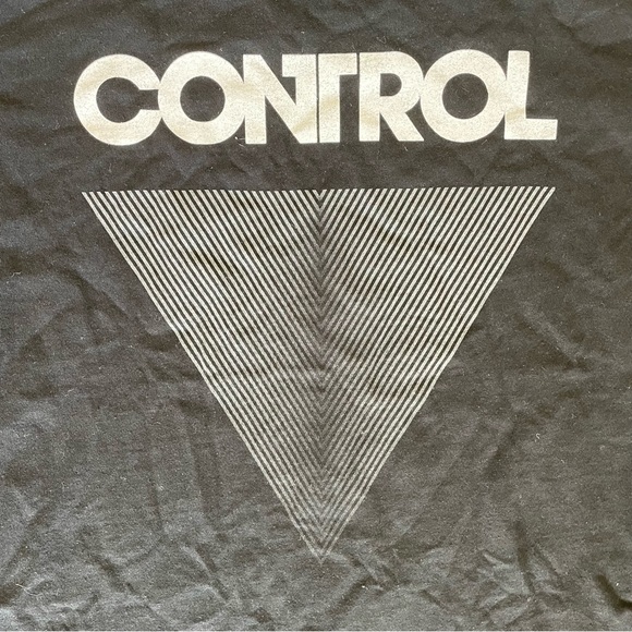 Pure Water Control Video Game Shirt NWT - Picture 2 of 7